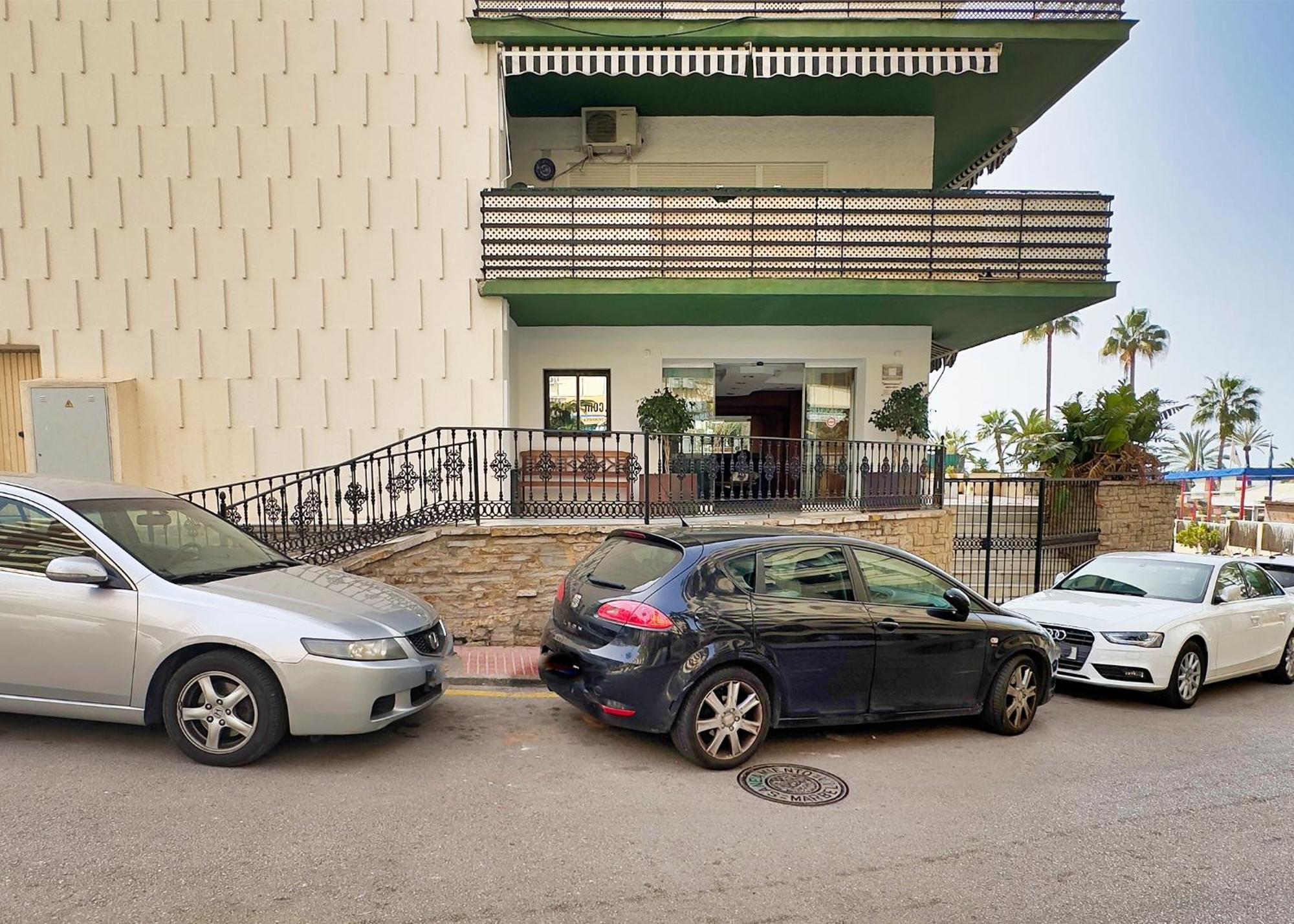 Mediterraneo 508. Fantastic Studio On The Beachfront With Sea Views. Marbella Esterno foto