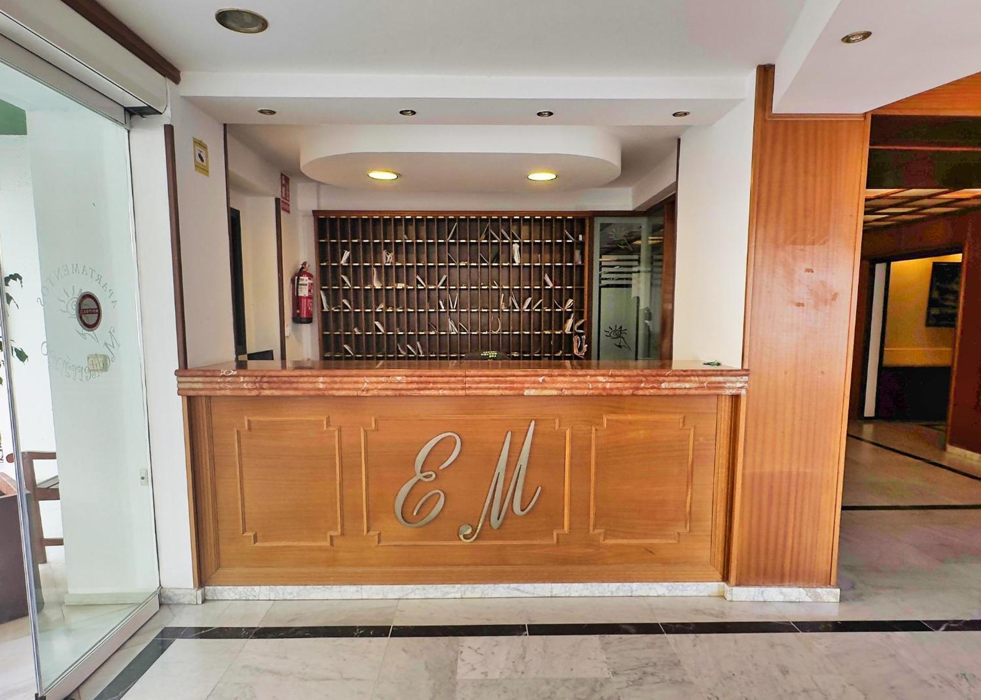Mediterraneo 508. Fantastic Studio On The Beachfront With Sea Views. Marbella Esterno foto