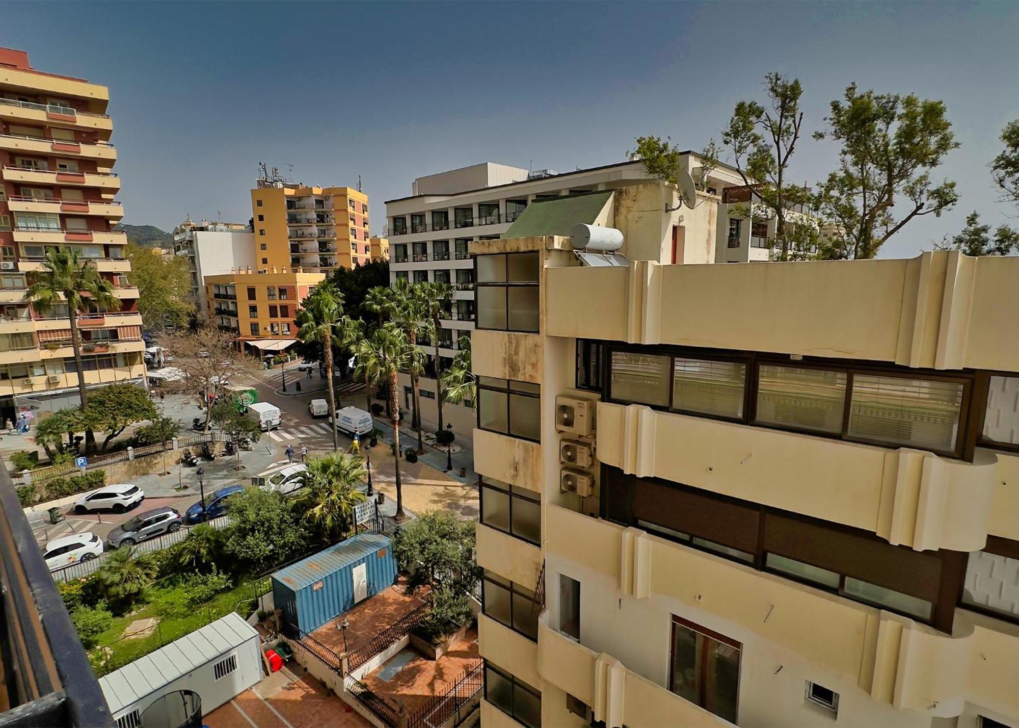 Mediterraneo 508. Fantastic Studio On The Beachfront With Sea Views. Marbella Esterno foto