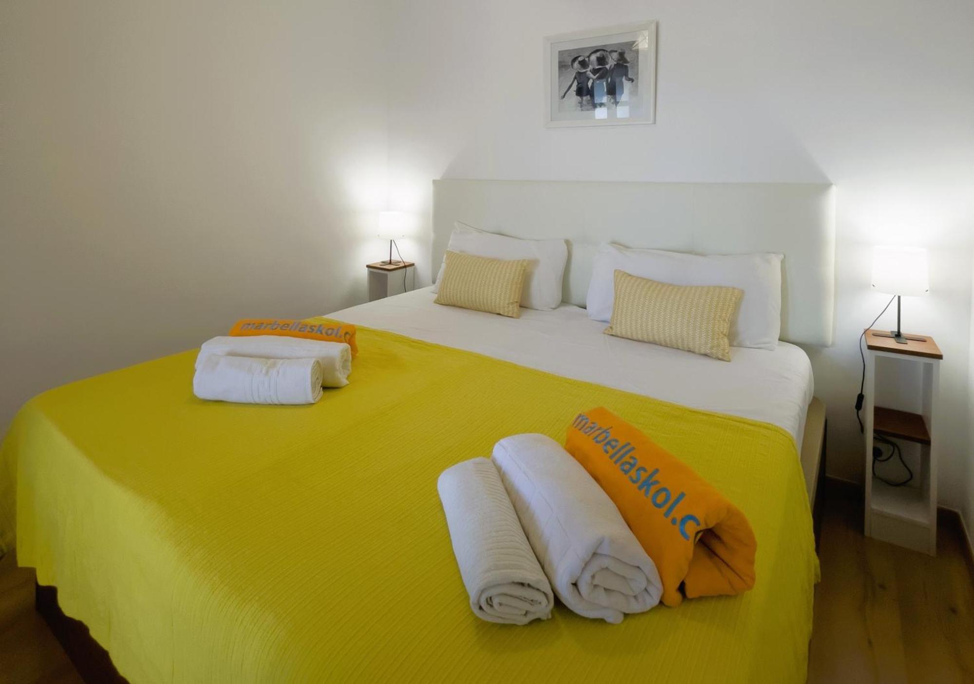Mediterraneo 508. Fantastic Studio On The Beachfront With Sea Views. Marbella Esterno foto